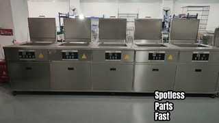 Daha Yakından Bir Bakış: Endüstriyel 40KHz 192L Tank Ultrasonik Araba Parçaları Temizleyici Soğuk Su Temizleme